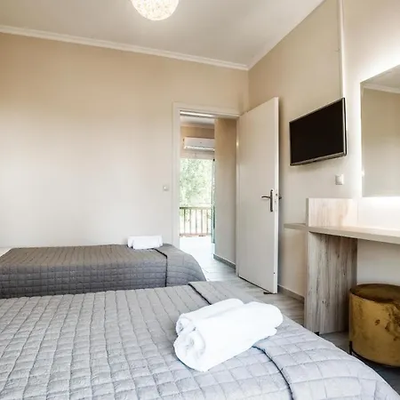 Potamos Apartment