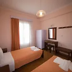 Potamos Apartament *